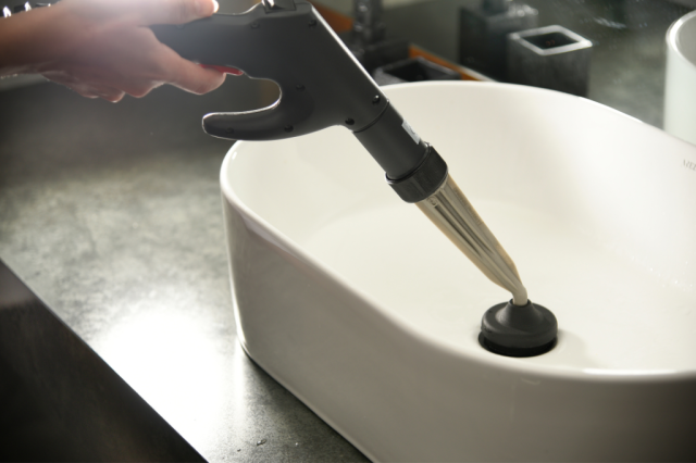 Richter gőztisztító készülékkel a lefolyótisztítás is könnyedén megy